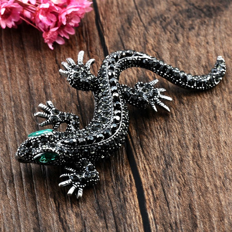 Stunning Lizard Brooch