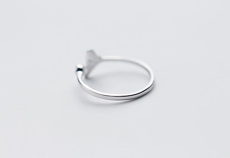 925 Sterling Silver Whale Tail Ring