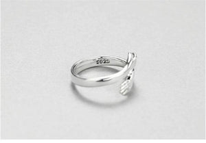 925 Sterling Silver Love Hug Ring