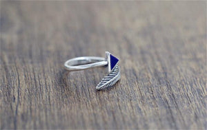 925 Sterling Silver Crystal Triangle Feather Ring