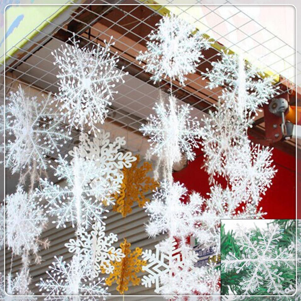 CHRISTMAS SNOWFLAKE DECORATIONS